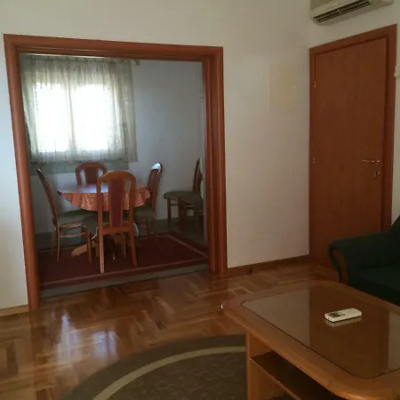 Maison d'hôtes Apartmani Svit 3*