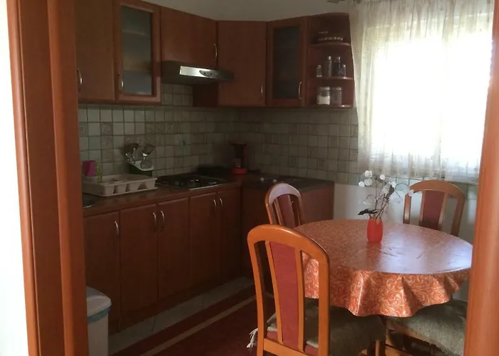 Vendégház Apartmani Svit